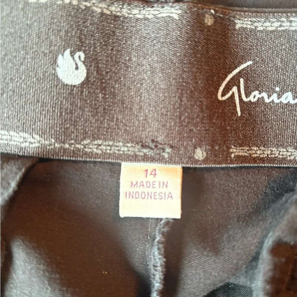 GLORIA VANDERBILT High Rise Black Jeans with Classic Style, Size: 14